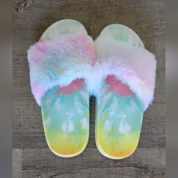 Madden Girl Slides - Picture 3 of 4